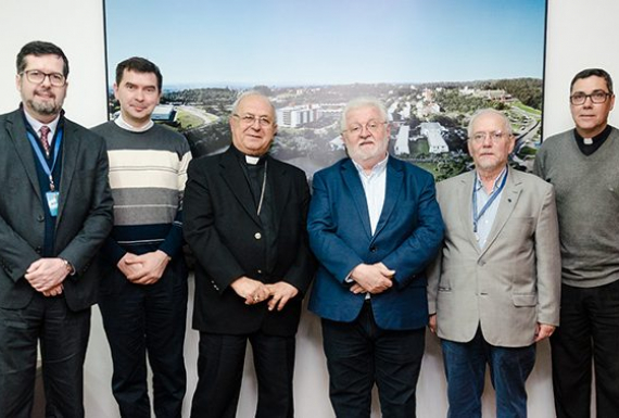 Dom Zeno Hastenteufel visita a Unisinos