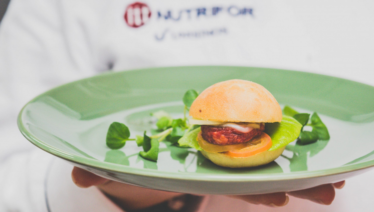 itt Nutrifor e Ambi Realfood desenvolvem, em parceria, hambúrguer com carne cultivada