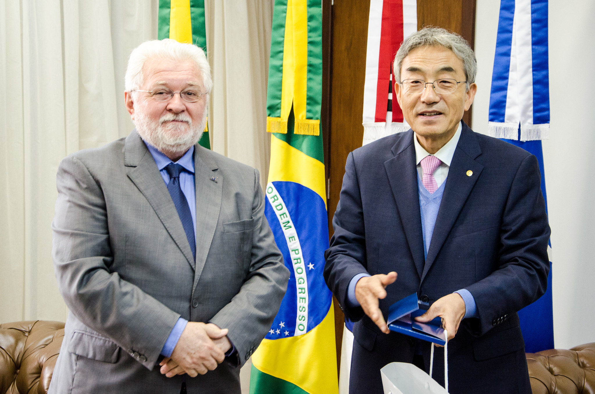 Reitor da SKKU retribui visita à Unisinos