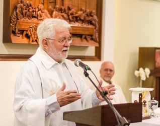 Missa de Páscoa celebra ressurreição de Jesus