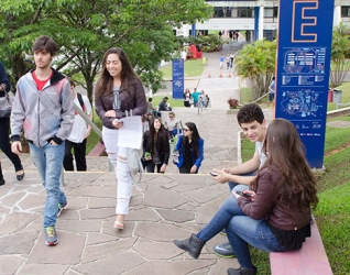 Cerca de 7 mil candidatos participam do Vestibular Unisinos 2016/1