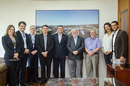 Reitor da Universidade Católica Dom Bosco visita a Unisinos