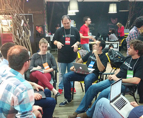 Startup Weekend:  abandone suas crenças e esteja disposto a ouvir