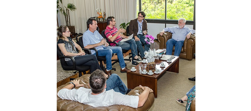 Reitor recebe visita da Diretoria do Sinduscon