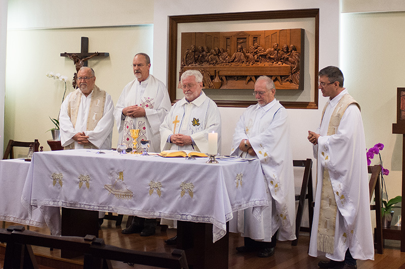 Dia do Professor e do Auxiliar de Administração Escolar