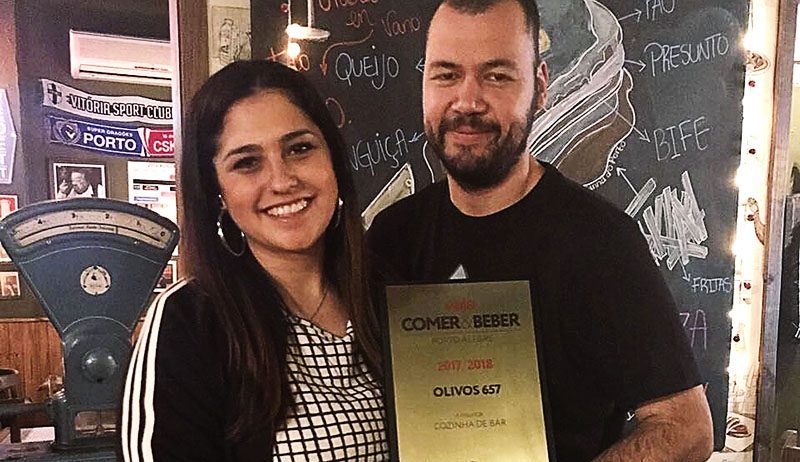 Egressos conquistam prêmio gastronômico