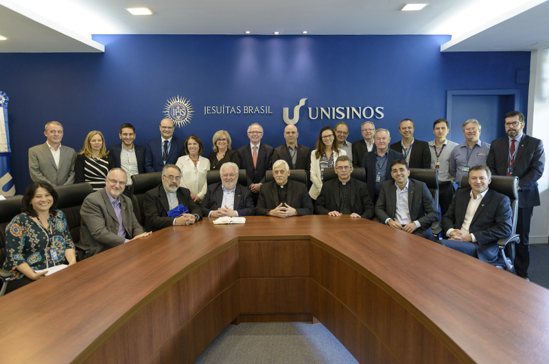 Superior Geral da Companhia de Jesus visita a Unisinos