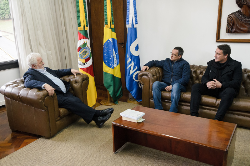 Beto Albuquerque visita a Unisinos