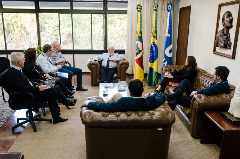 Diretoria da Coopersinos visita o reitor