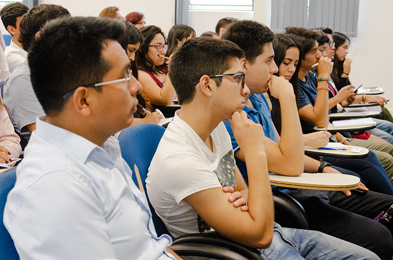 Unisinos recebe 30 estudantes do Chile e do Peru