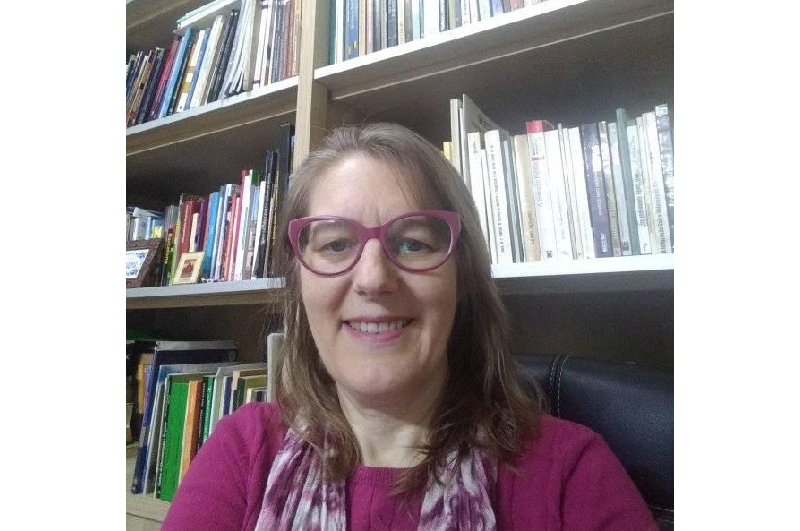 Professora da Unisinos é patrona da Feira do Livro de São Leopoldo