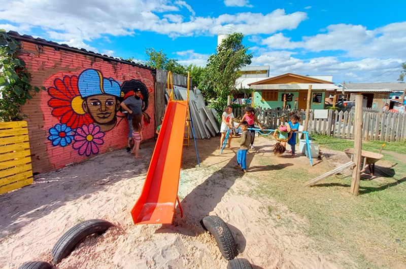 Projeto ‘Pracinhas nas Comunidades’ revitaliza espaços em Ocupações de São Leopoldo