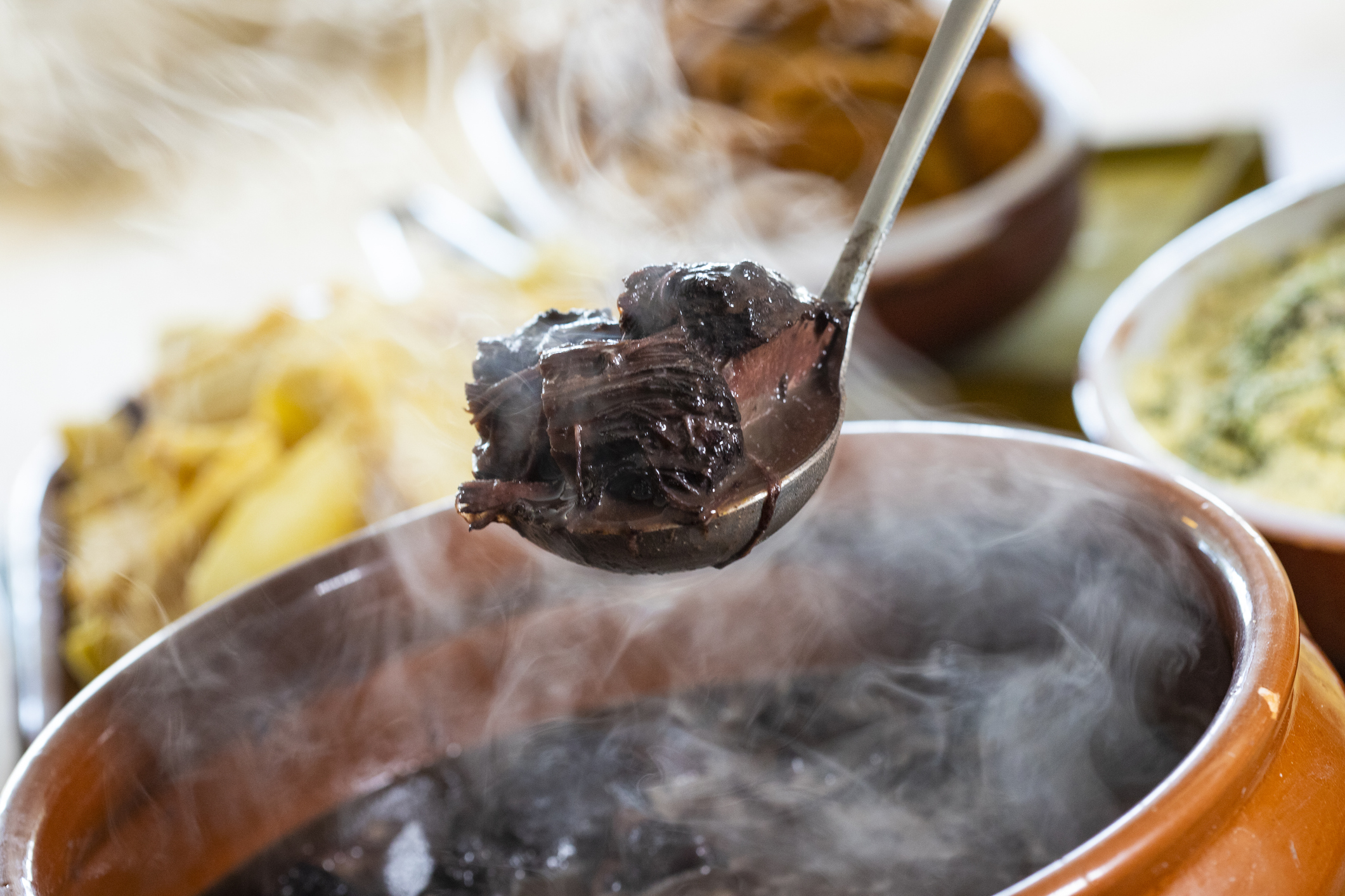 Neabi promove Feijoada da Liberdade: Liberdade para quem?