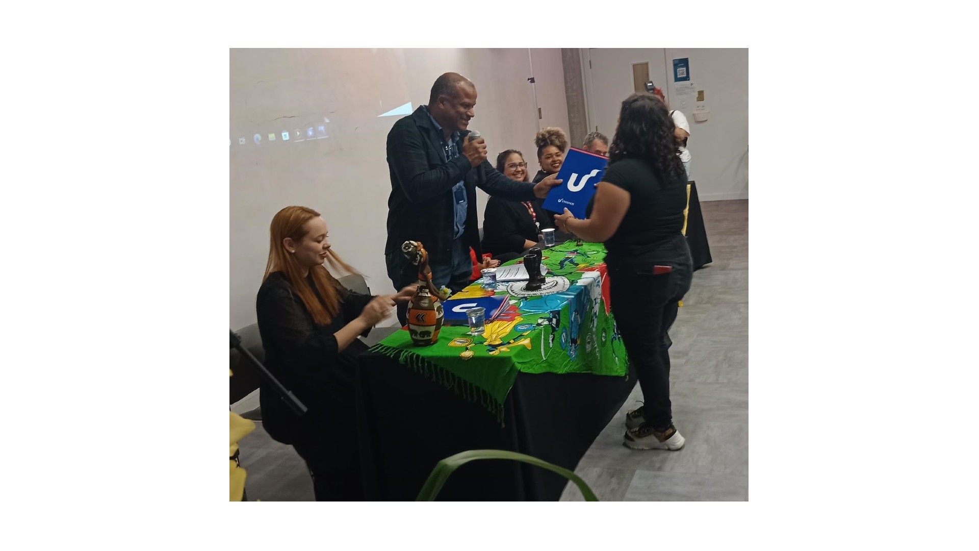 Neabi realiza formatura da primeira turma do curso de culinária básica