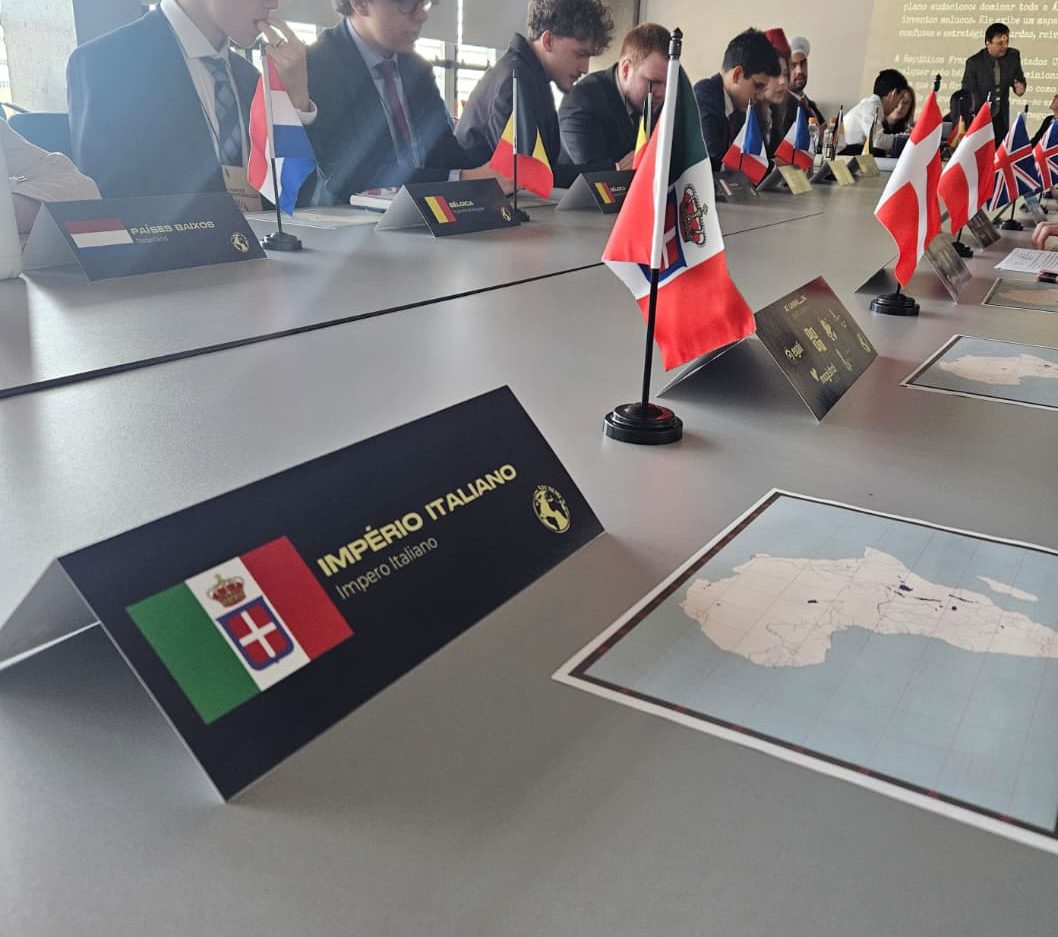 XI UNIMUN reúne recorde de participantes em simulação diplomática 