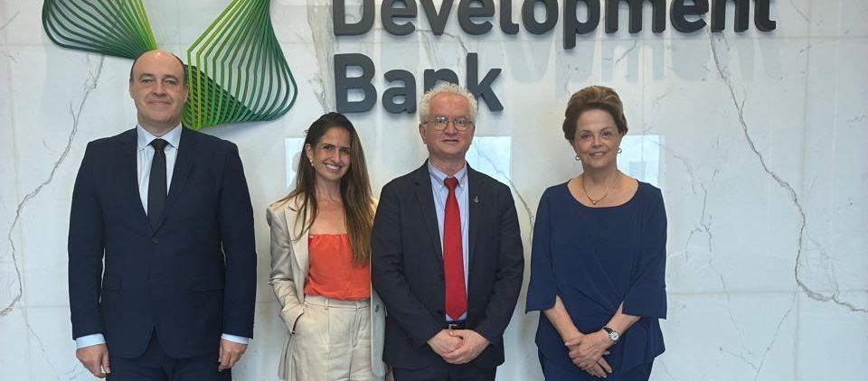 Em viagem à China, comitiva da Unisinos participa de encontro com a presidente do Banco do BRICS e assina acordo de cooperação com instituição do país