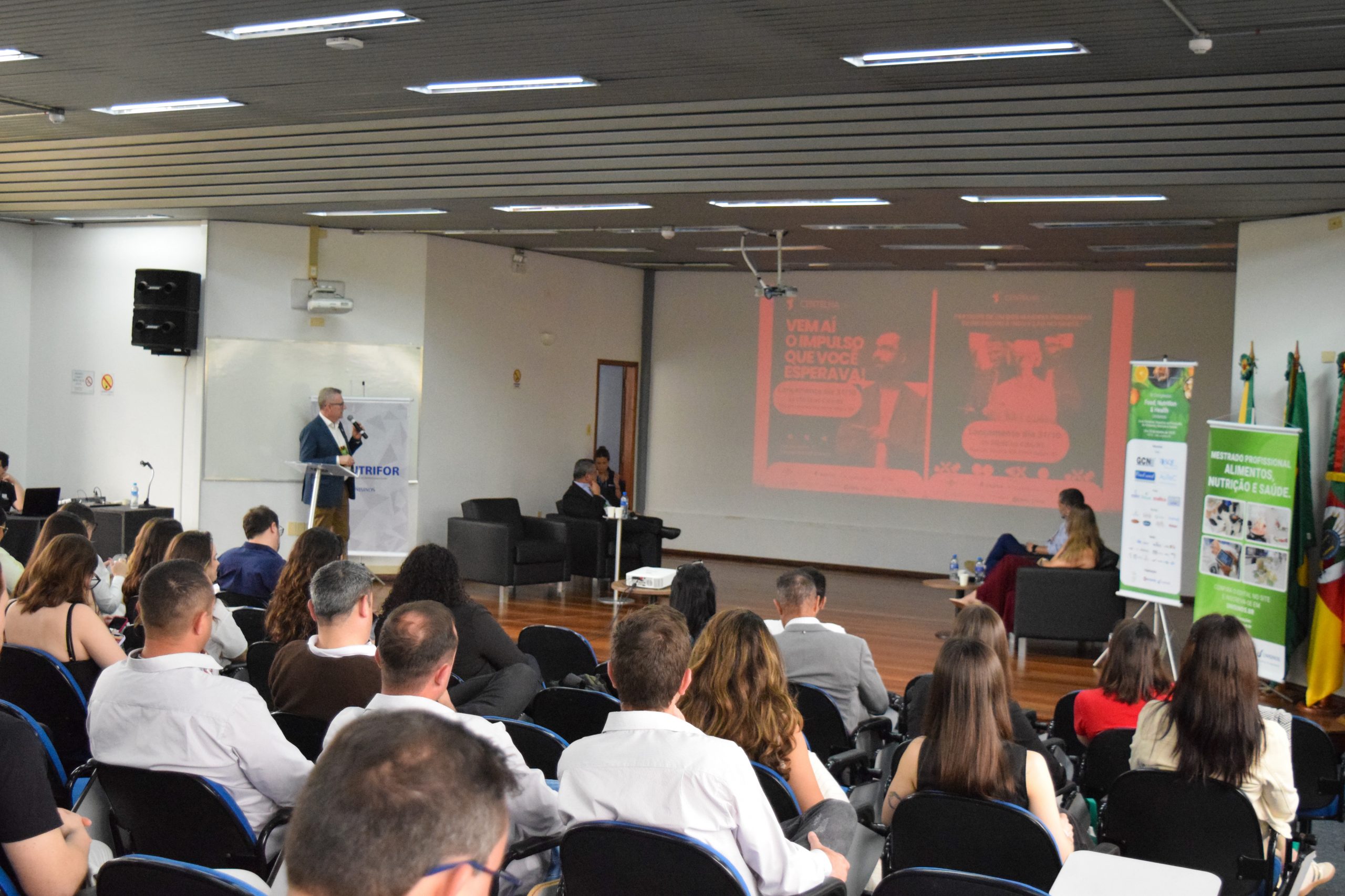 III Congresso Food, Nutrition &amp; Health reúne especialistas para discutir desafios e inovações na área da saúde 