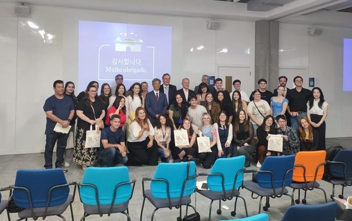 Embaixador da Coreia do Sul visita a Unisinos e ministra palestra sobre Soft Power