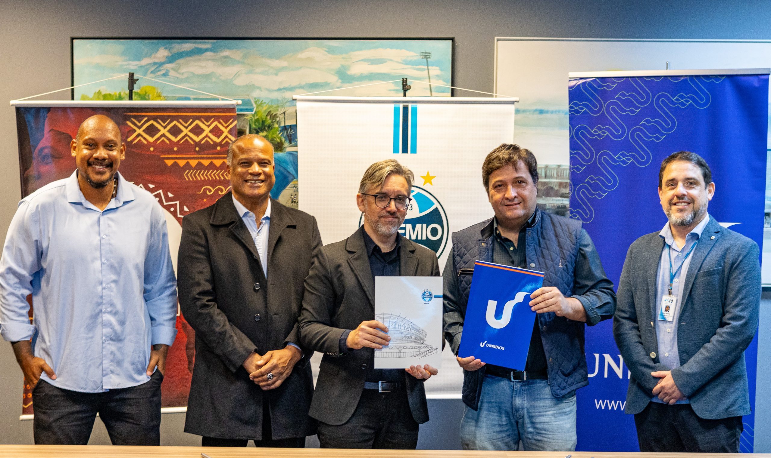 1º Troféu Flecha Negra: Unisinos e Grêmio promovem jogo amistoso antirracista no CT do Cristal