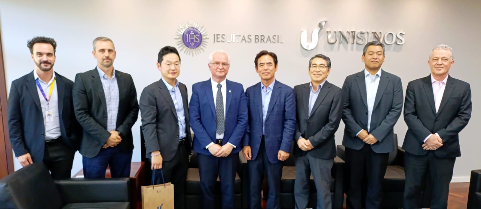 Unisinos recebe visita de representantes da Hana Micron e HT Micron