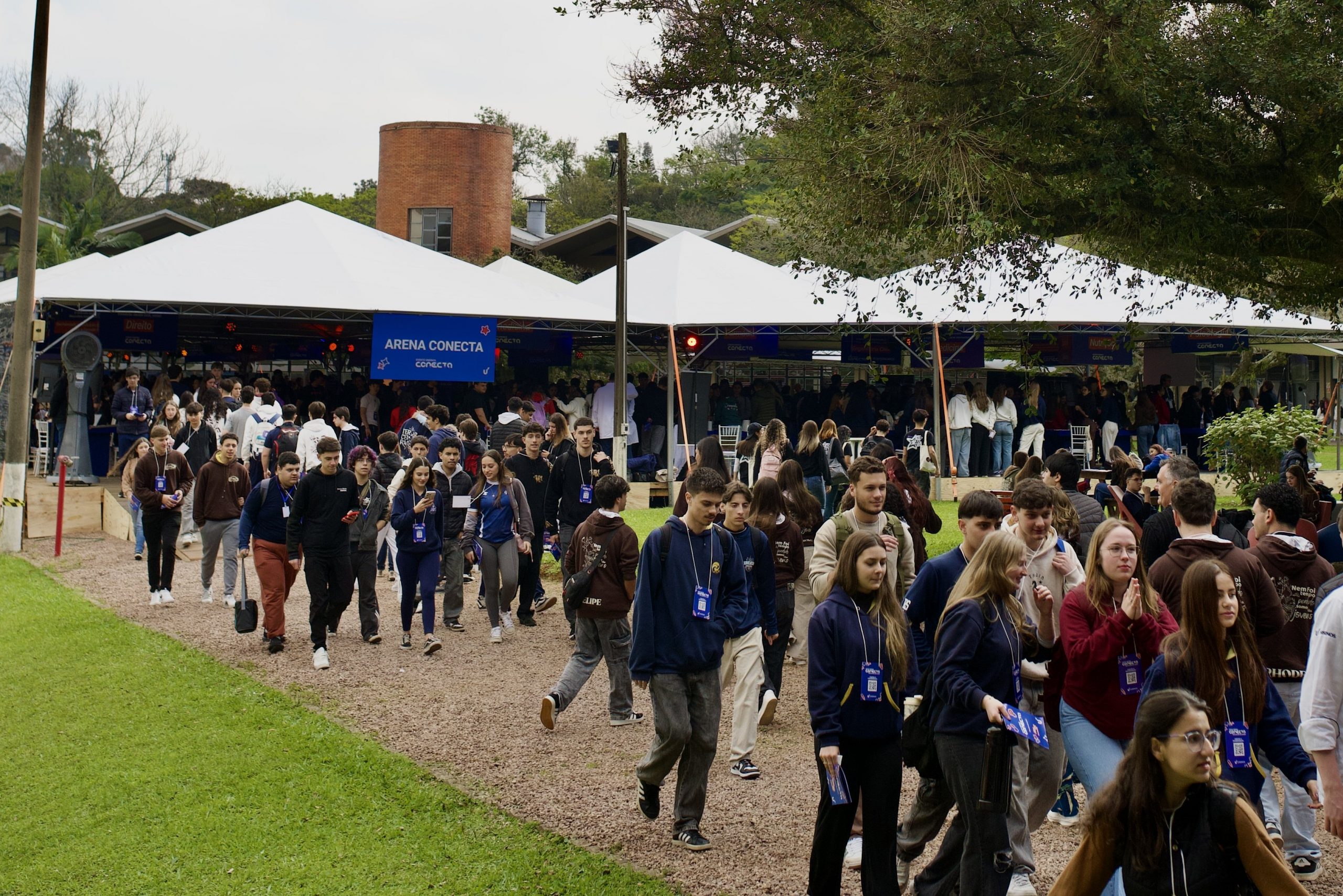 Unisinos Conecta apresenta cursos e experiências da vida universitária