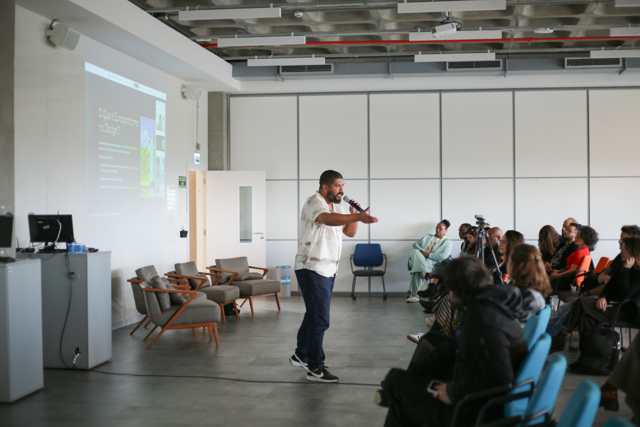 Aula Inaugural de Design debate negritude e resgata memórias do setor criativo 