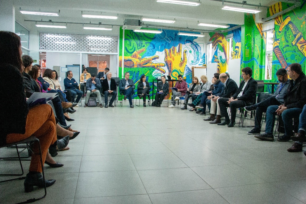 Representantes da Santa Casa e UFCSPA realizam imersão nos espaços de inovação na Unisinos