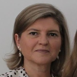 Verônica Petersen Chaves