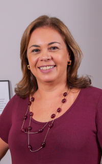 Vivian de Medeiros Lago