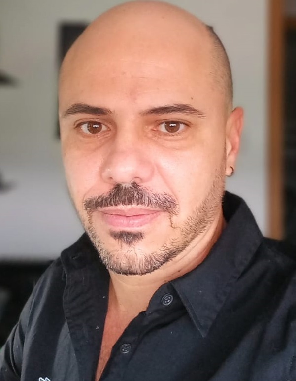 Vinicius Costa de Souza (Colaborador)